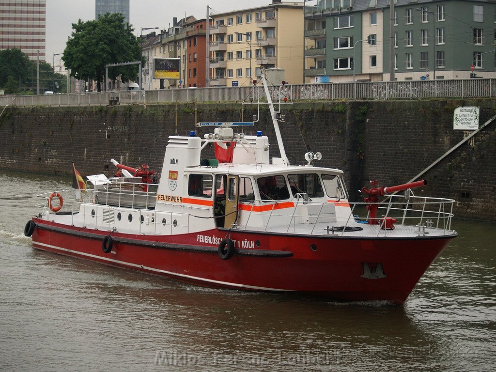 Loeschboot Branddirektor Hans   P080.JPG